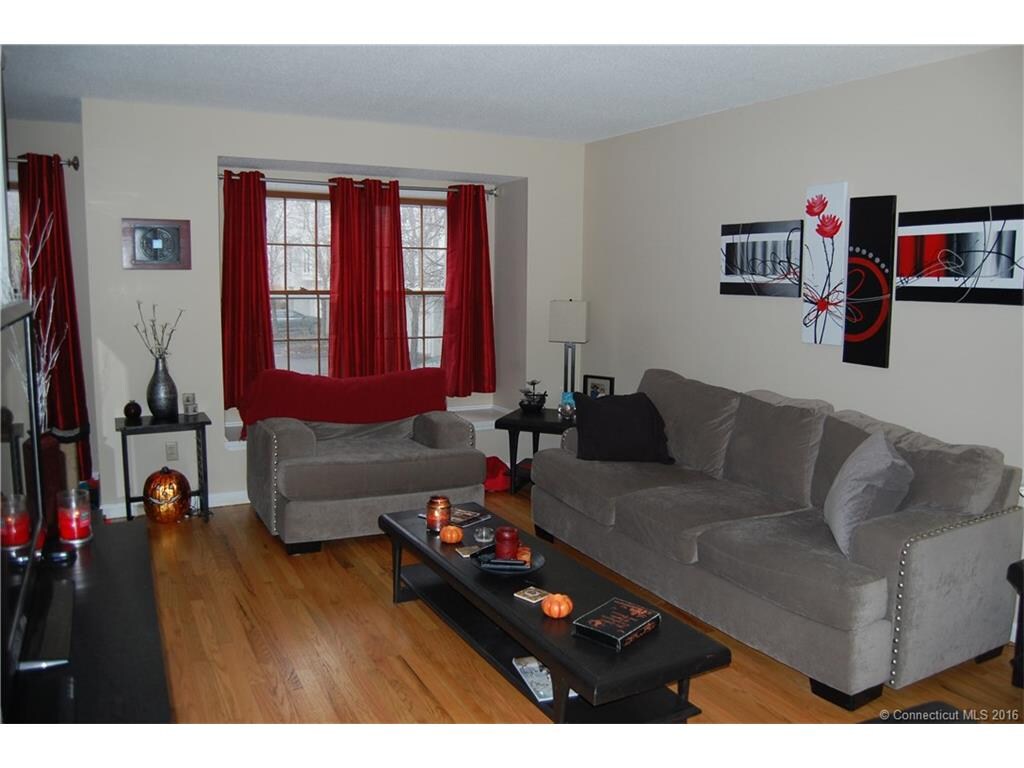 380 Hitchcock Rd, Waterbury, CT 06705 Condo for Rent in Waterbury, CT