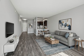 Building Photo - Cielo