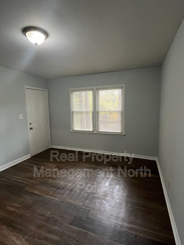 Foto del edificio - 466 Birney St NE