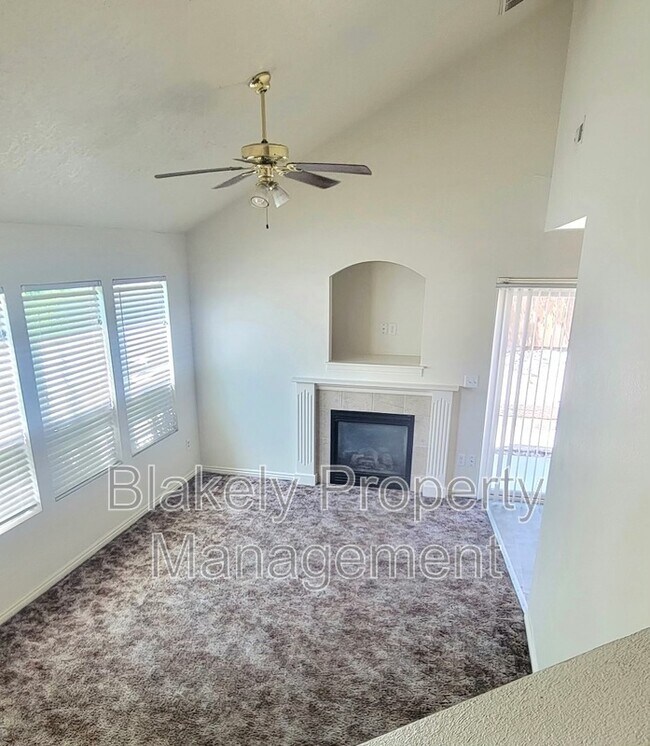 Building Photo - Midland Blvd, 149 N. Unit 104