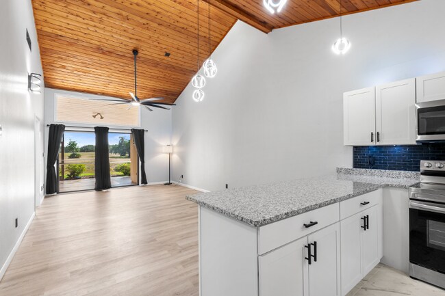 Building Photo - 60 Aspen Dr