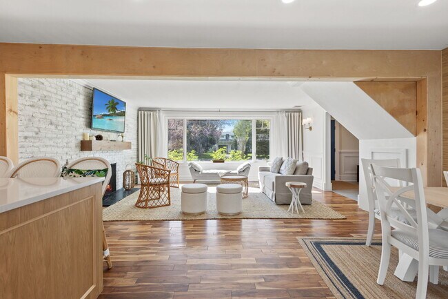 Foto del edificio - 80 Soundview Dr