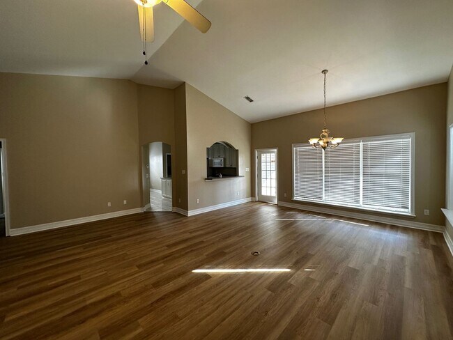 Foto del edificio - 4895 Heritage Park Blvd