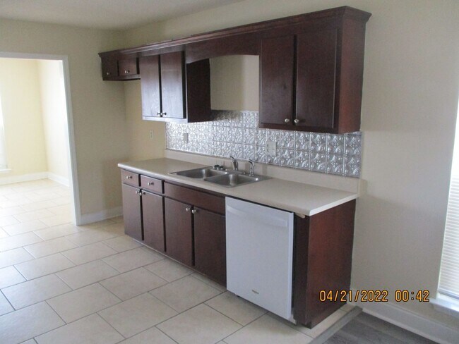 Foto del edificio - 133 Laurelwood Ct