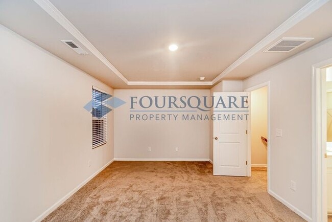 Foto del edificio - Modern 3-BR / 3.5/4-BA Townhome – New Construction in Apex (Carolina Springs)