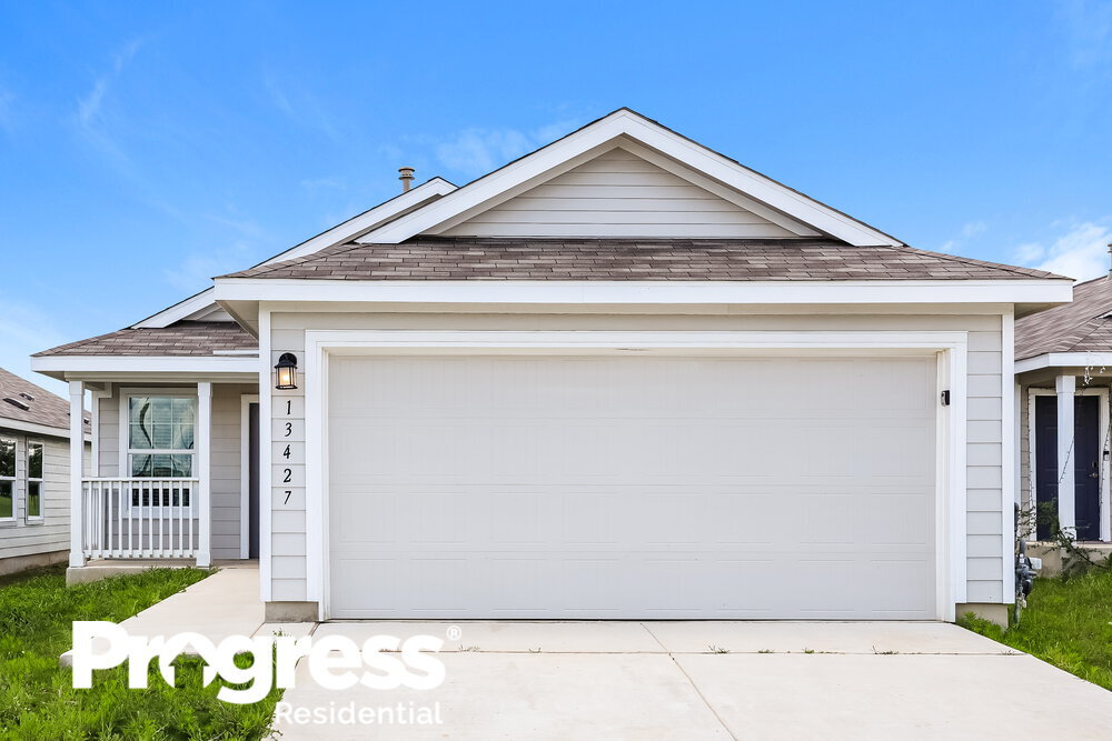 Foto principal - 13427 Ashworth Blvd