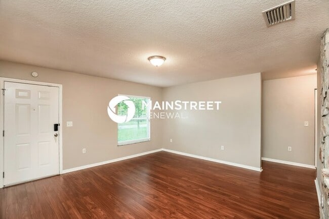 Foto del edificio - 3 Bedroom Pet-Friendly Home in Palmetto, F...