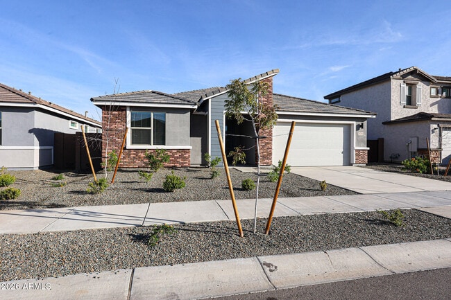 Building Photo - 14766 West Honeysuckle Dr