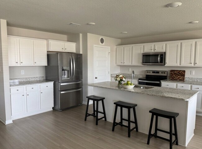 Foto del edificio - 15340 Leighwood Ln
