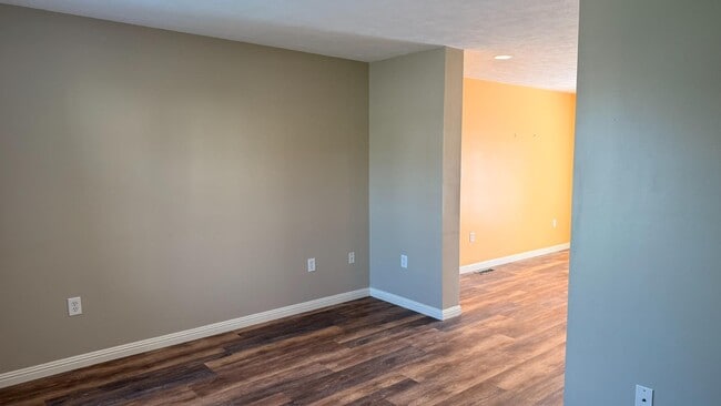 Foto del edificio - 266 Bradford Square