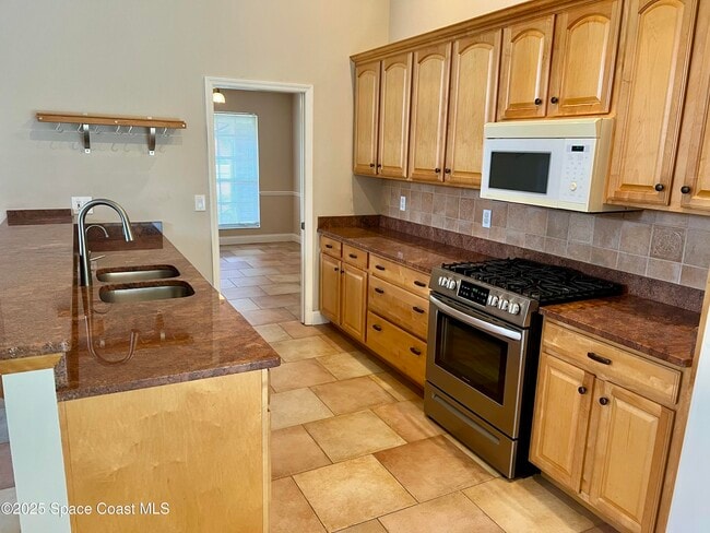Building Photo - 2372 Windham Dr