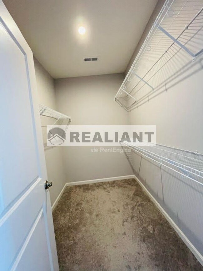Building Photo - 1373 Ruby Hill Ln