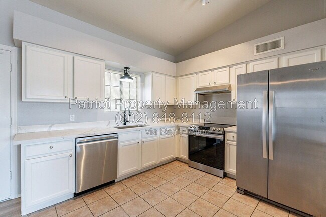 Building Photo - 17148 E Salida Dr