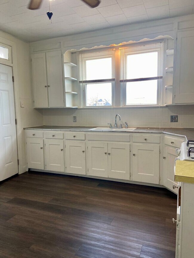 Foto del edificio - 50 Central Ave