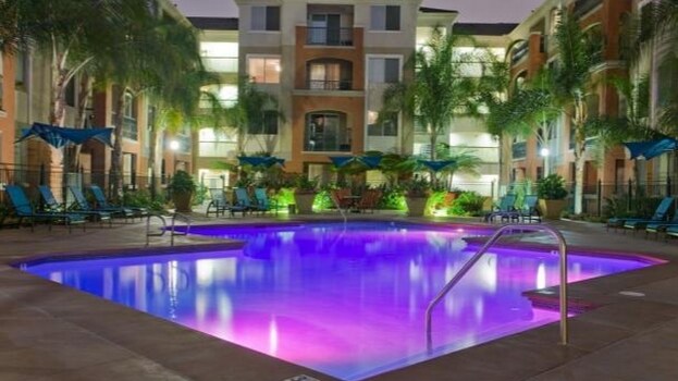 Foto del edificio - 1235 W Town And Country Rd