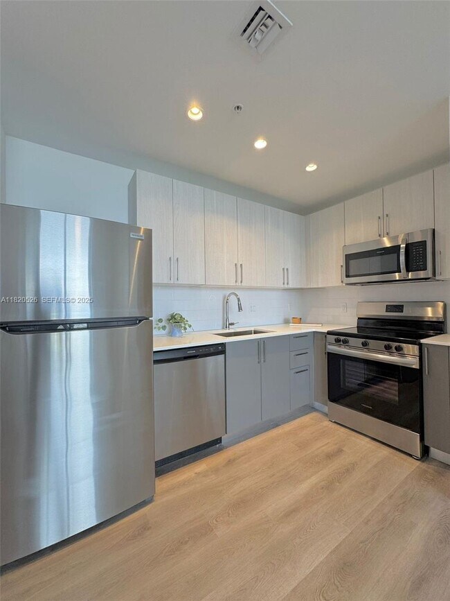 Foto del edificio - 1642 NE 1st Ave