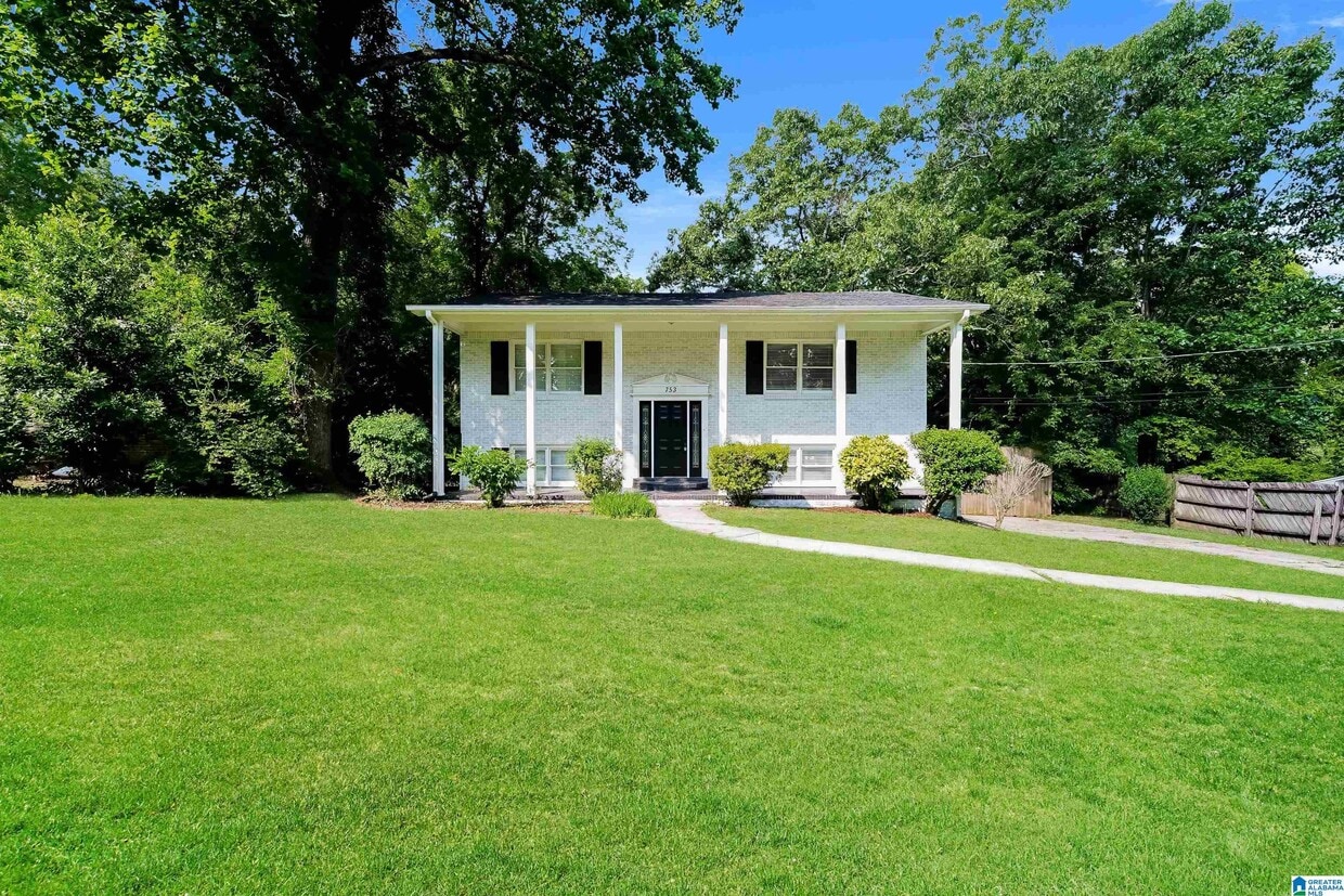 Foto principal - 753 Vaughn Cir