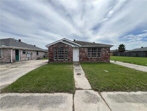 Building Photo - 9102 Titans Dr
