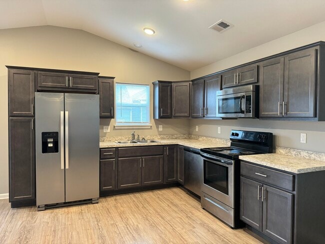 Building Photo - 2621 Hailey Rose Way