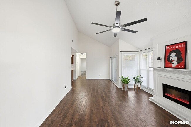 Foto del edificio - 4591 Oakfield Ct