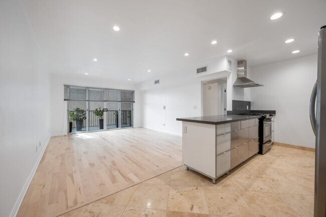 Foto del edificio - 1148 N Clark St