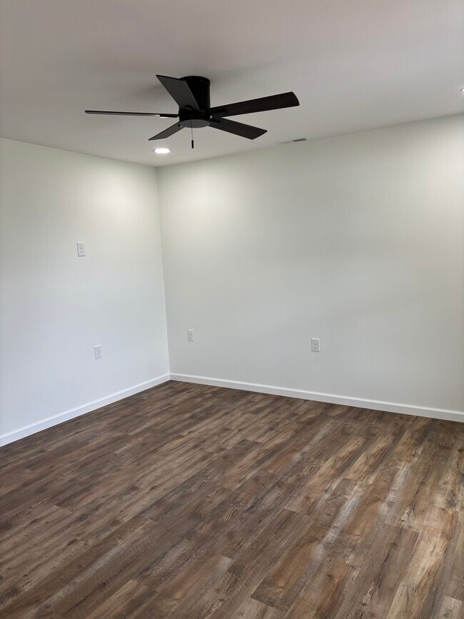 Living Room - 176 Savage Ln