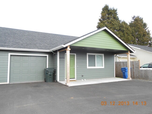 Building Photo - 044-4463-4465 Blueberry Duplex, Salem