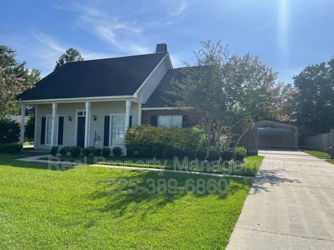 Building Photo - 25889 Regency Ave