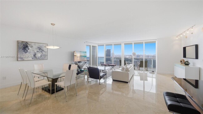 Foto del edificio - 1850 S Ocean Dr