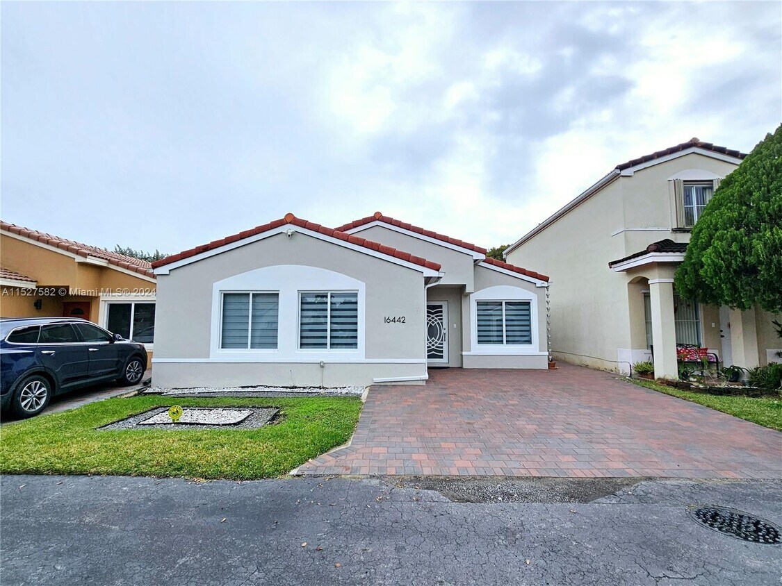 16442 SW 97th St, Miami, FL 33196 House Rental in Miami, FL