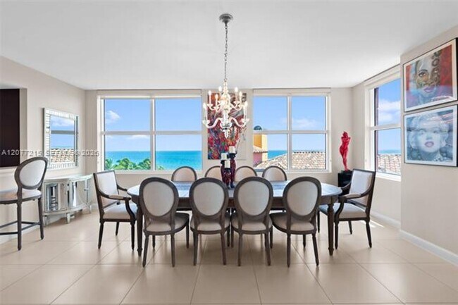 Building Photo - 2110 N Ocean Blvd