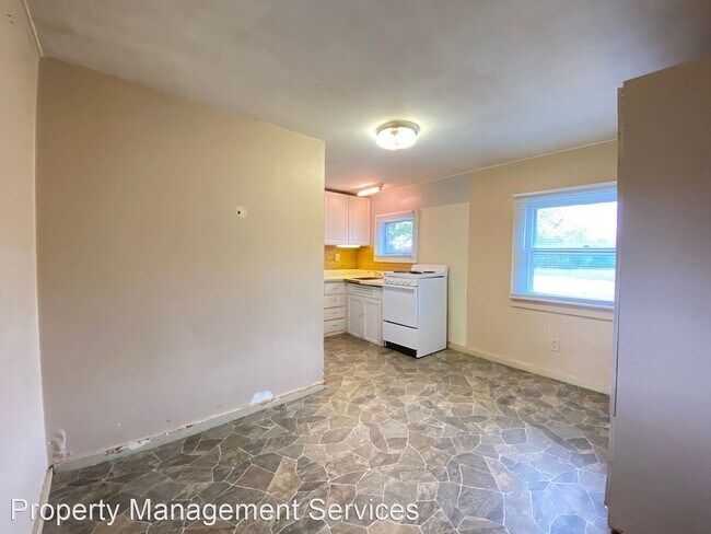 Building Photo - Studio, 1 bath House - 58876 County Road 13