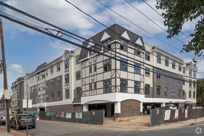 Sep.2021 - Promenade at Lynbrook