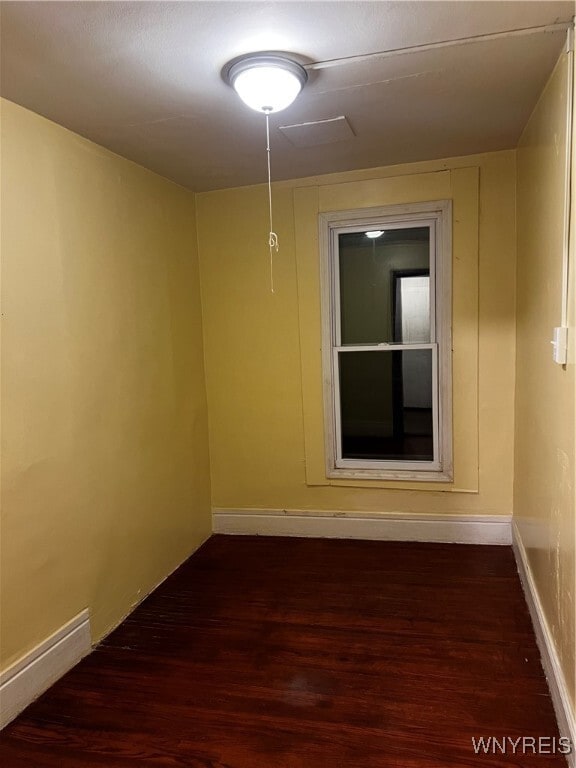 Building Photo - 1981 Niagara St