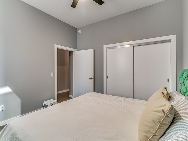 Foto del edificio - 1600 NW 16th St