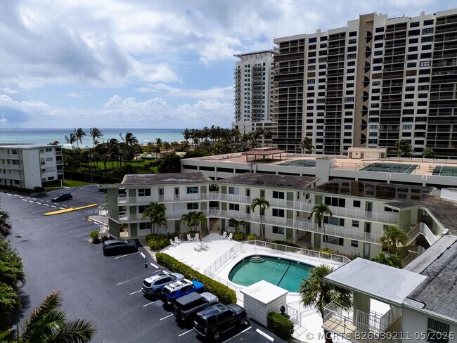 Building Photo - 3600 N Ocean Dr