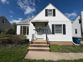 Building Photo - 4566 W 226th St