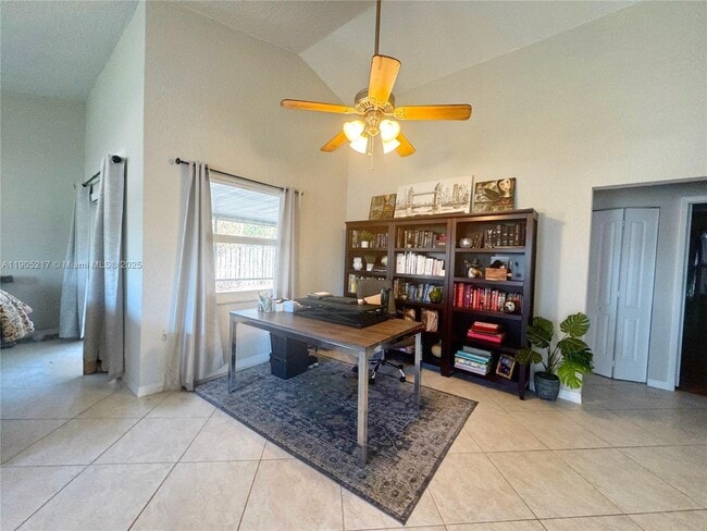 Foto del edificio - 15916 E Wind Cir