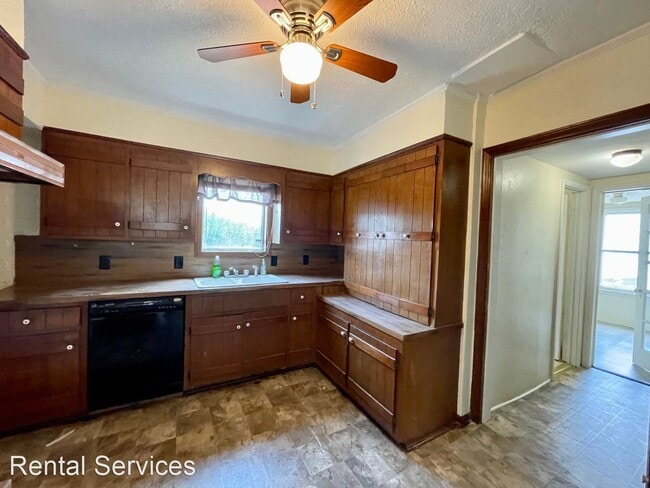 Building Photo - 4 br, 2 bath House - 759 Amarillo St