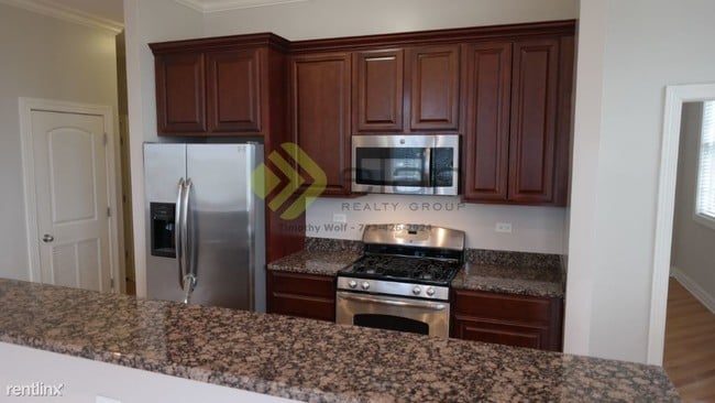 Foto del edificio - 2338 W Morse Ave