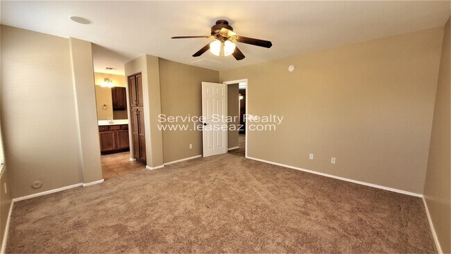 Building Photo - 2151 W Allens Peak Dr