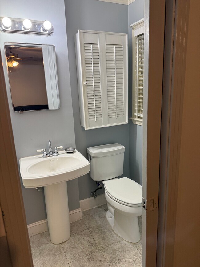 Foto del edificio - 212 White Oak St