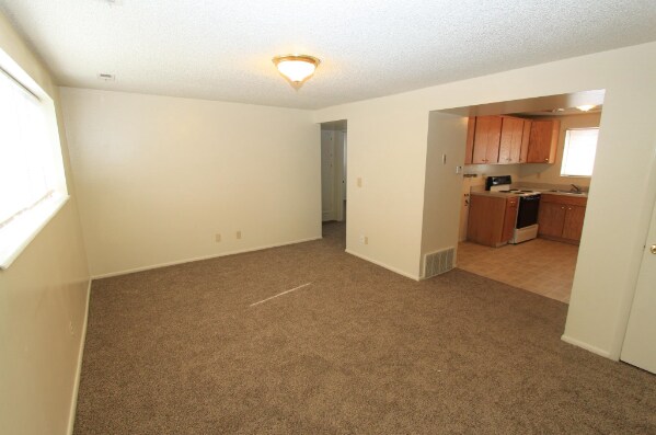 Building Photo - 59 W 350 S