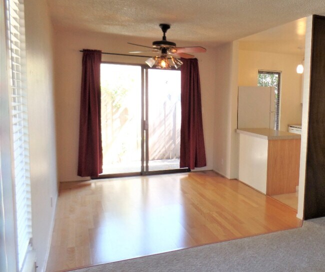 Foto del edificio - 127 Shadow Mountain Ct