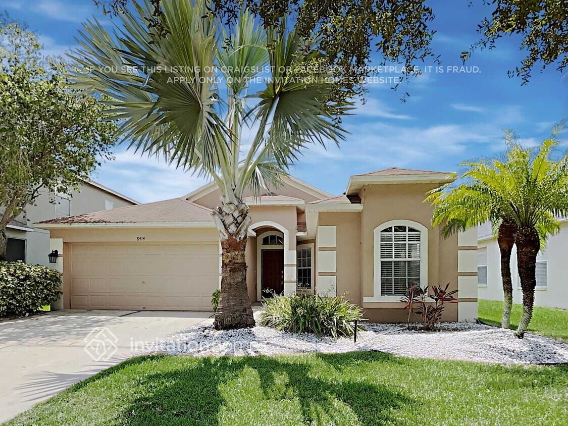 Foto principal - 8414 Canterbury Lake Blvd