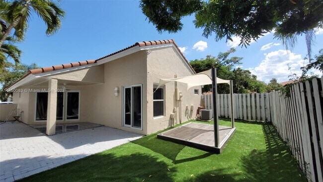 Building Photo - 1451 Garden Rd