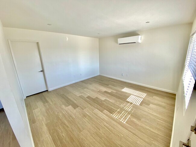 Foto del edificio - 2725 Drew Ln