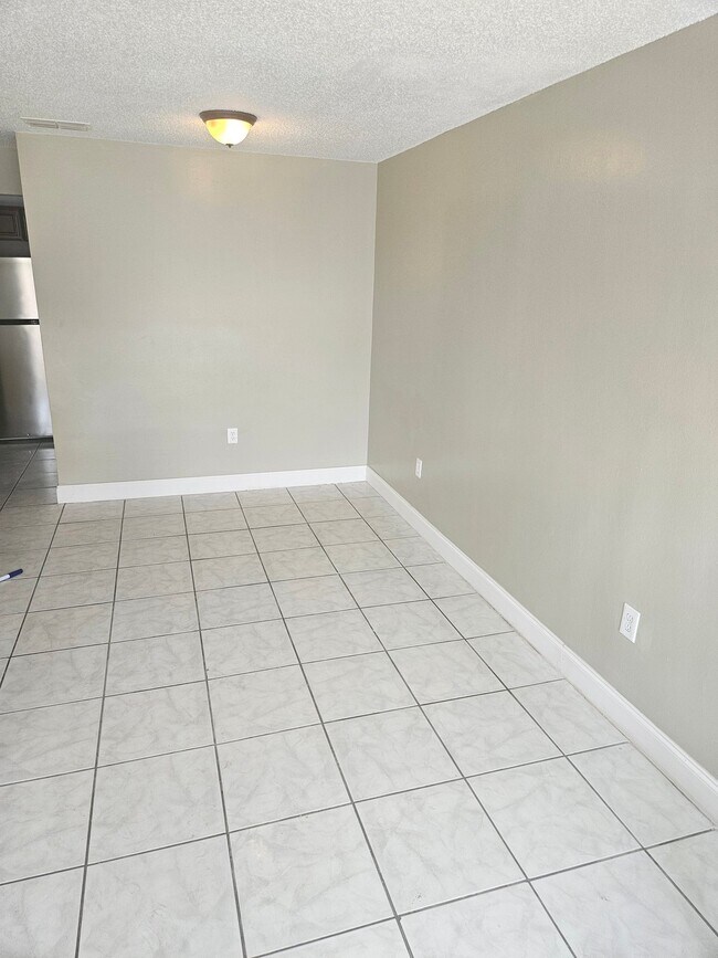 Building Photo - 4172 Corsair Ave