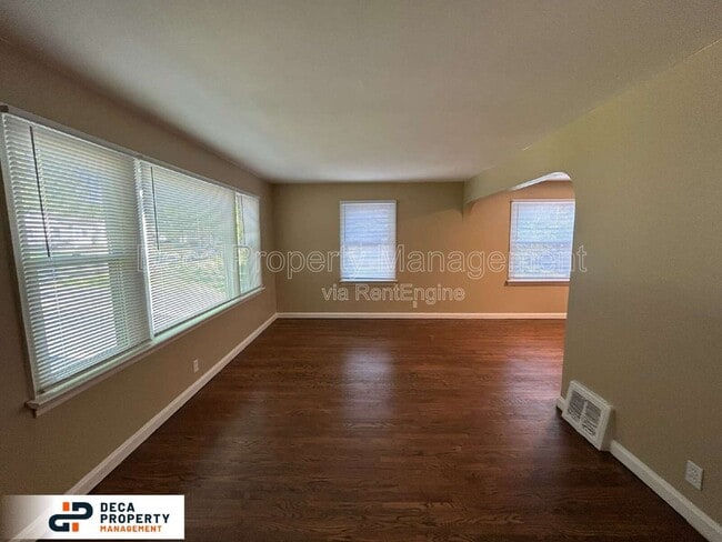 Building Photo - 7749 Utica Dr
