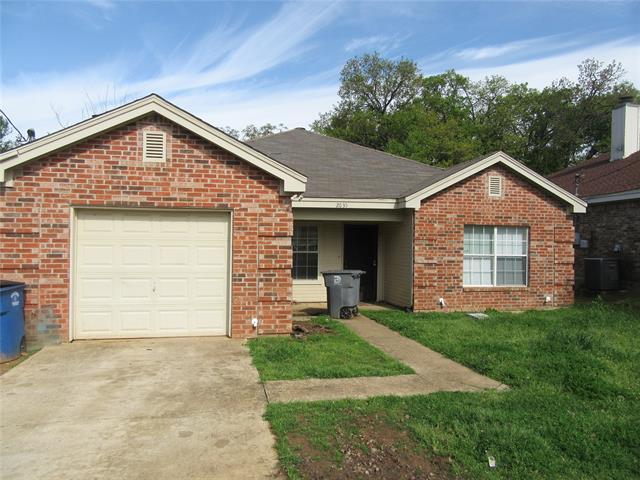 Primary Photo - 2035 Echo Lake Dr